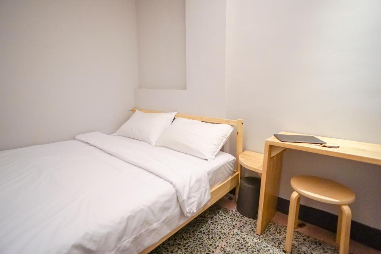World Inn 窩二樓小客棧民宿 Hualien City Exterior photo